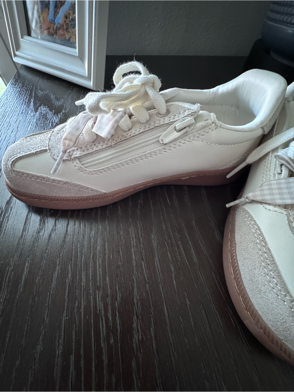 Zara Kids Girls Cream and Gum Sole Lace-Up Sneakers with Gingham Bow - Picture 4 of 11